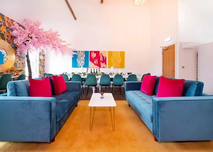 Innvigour Bespoke House With Free Parking For 3 Cars