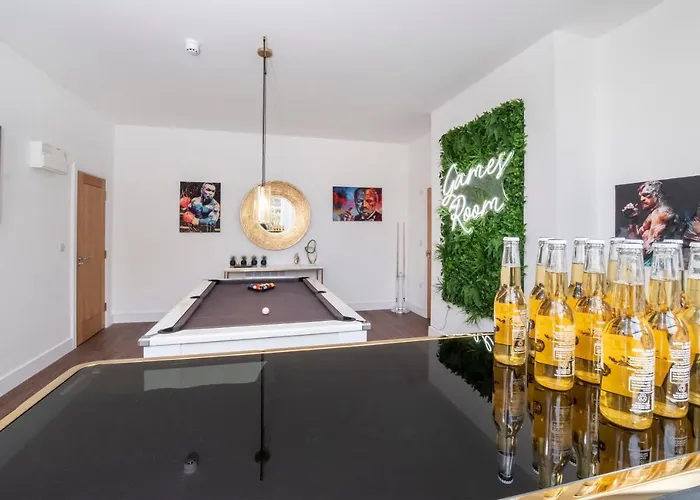 Innvigour Bespoke House With Free Parking For 3 Cars