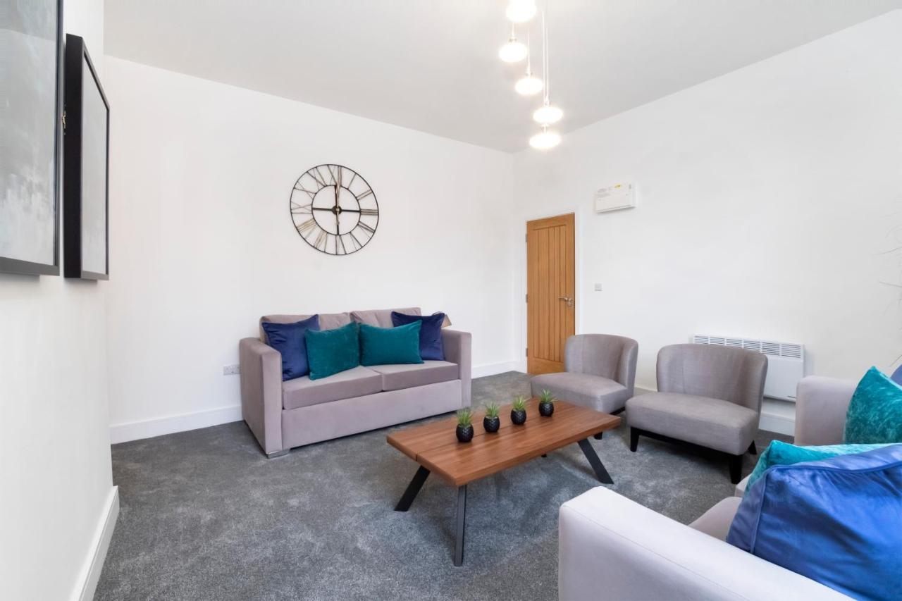Innvigour Bespoke House With Free Parking For 3 Cars * York