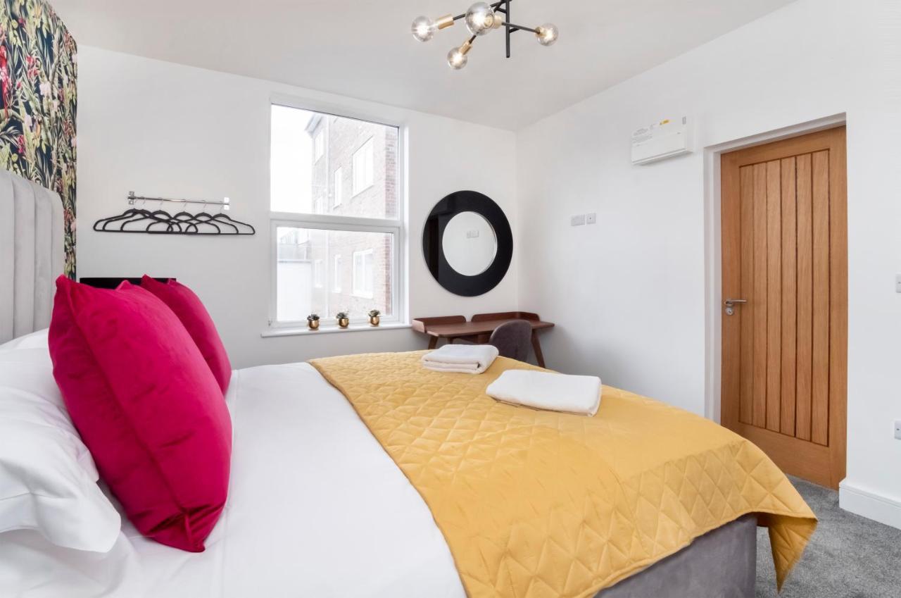 Holiday home Innvigour Bespoke House With Free Parking For 3 Cars York