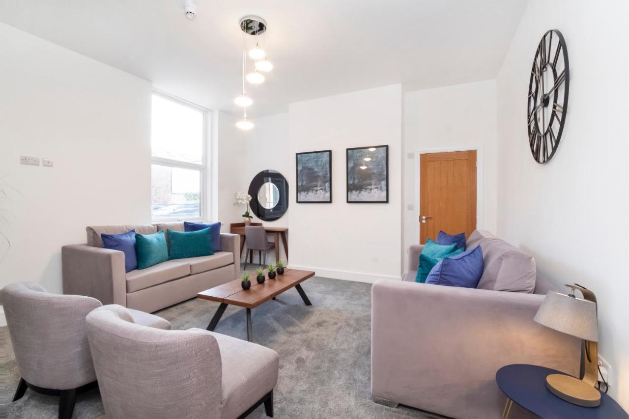 Innvigour Bespoke House With Free Parking For 3 Cars